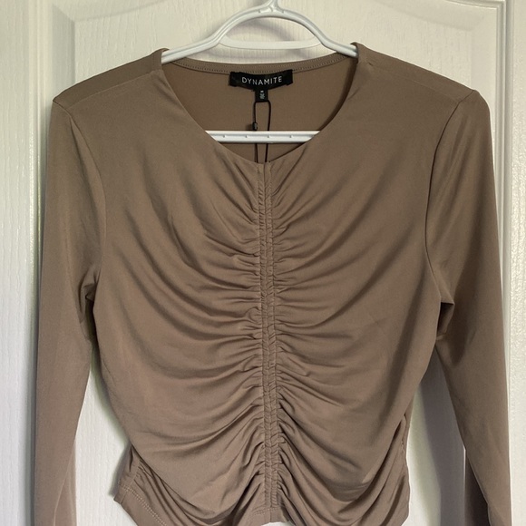 Dynamite Beige Longsleeve - Picture 2 of 6